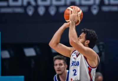 ХАОС У ИЗРАЕЛУ: Макаби и Хапоел покушавају да евакуишу играче