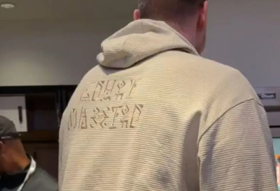 ОТКРИЛИ СМО ШТА ПИШЕ НА ЈОКИЋЕВОМ ДУКСУ: Не, није глагољица, АЛИ НАМ ЈЕ ВЕОМА ПОЗНАТО