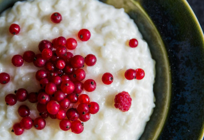 ПОСНИ СУТЛИЈАШ ЗА ДАНЕ ВЕЛИКОГ ПОСТА Брза верзија здравог дезерта- Можете убацити суве бруснице, боровнице, рендане лешнике