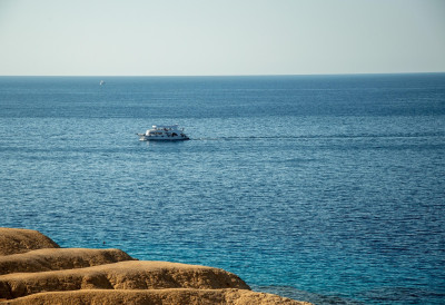 ШВЕРЦОВАЛИ ОПИЈАТЕ ПОДМОРНИЦОМ Заплењено четири тоне кокаина у близини мексичке обале