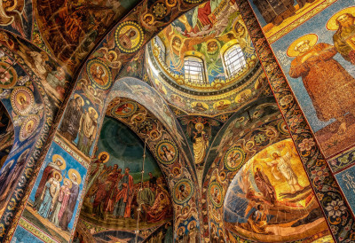 ЈЕДАН ВОДИ ПЕРО, ДРУГИ ЛЕЧИ ТЕЛО Православци на данашњи дан сећају се два свеца који су животом и делима оставили неизбрисив траг