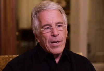 Бивши министар културе поднео оставку због Епстајна: Споменут више од 600 пута у фајловима: "Тужан је што напушта позицију"