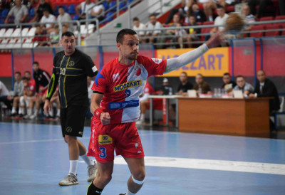 ВОРКАПИЋ БРЖЕ ОД ПЛАНИРАНОГ СТИЖЕ У РК ВАРДАР: Репрезентативац Србије на располагању Чупићу