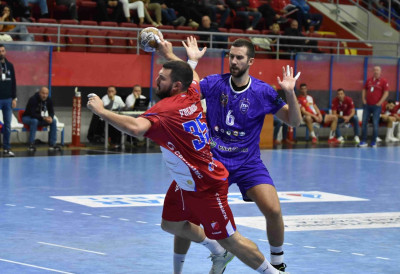 РУКОМЕТАШИ ВОЈВОДИНЕ СЛАВИЛИ У ШАПЦУ: Новосађани поново бољи од Металопластике