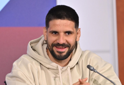 Некима је можда и преко главе да ме гледају! МИТРОВИЋ ИСКРЕН: Још увек могу да допринесем, знам да долазе млађи, свежији...