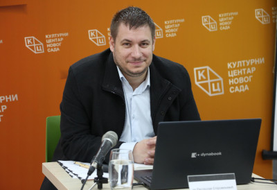 (ВИДЕО) „ПЕРСИЈСКИ ЗАЛИВ ИЗМЕЂУ РЕСУРСА И КОНФЛИКТА” Предавање др Растиславa Стојсављевићa на Јутјуб каналу КЦНС