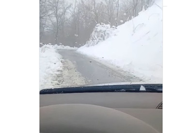 СНЕГ ТРПА КАО ДА ЈЕ ЈАНУАР: Зимски призори на планини Рајац (ВИДЕО)