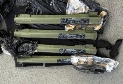 Планирао да УНЕСЕ 4 ЗОЉЕ у Србију! На Бадовинцима ухапшен В.Ћ. (36), полиција запленила РУЧНЕ БАЦАЧЕ сакривене у ЗАДЊЕМ БРАНИКУ „тојоте“