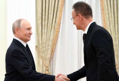 Путин ослободио двојицу Мађара који су присилно регрутовани у Украјини ”МОЋИ ЋЕТЕ, КАКО ЈЕ ПРЕМИЈЕР ЗАТРАЖИО, ДА ИХ ПОВЕДЕТЕ СА СОБОМ”