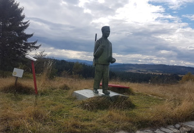 УНИШТАВАЊЕ СПОМЕНИКА У ПРИЈЕПОЉУ Хитно се огласили антифашисти, тврде да се не ради о појединачним инцидентима