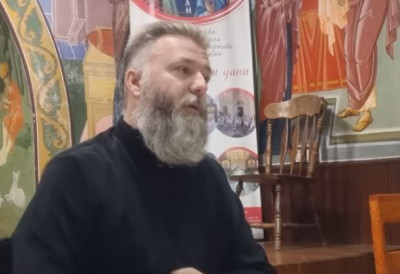 ЖЕНА СЕ ПОЖАЛИЛА НА СВЕКРВУ Ево како је посаветовао отац Предраг Поповић