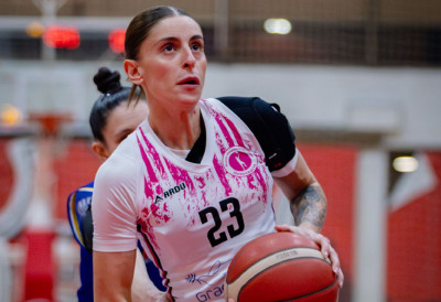 НОВОСАДСКА ЖКА ПОПУСТИЛА НА СПЕНСУ У ПРВОЈ ЛИГИ  Краљевчанке изненадиле