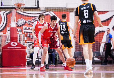 КОШАРКАШИ ВОЈВОДИНЕ У СУБОТУ ПРОТИВ СЛОГЕ У КЛС (20) За част и повратак на победничке стазе