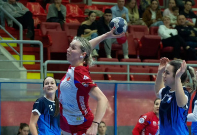 РУКОМЕТАШИЦЕ НАСТАВИЛЕ ПОБЕДНИЧКИ НИЗ: Без проблема до 13. тријумфа