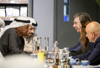 УДАРНА ВЕСТ У ЕМИРАТИМА JE ПОСЕТА ПРЕДСЕДНИКА СРБИЈЕ Најчитанији портали УАЕ о историјској посети Вучића: Реализација важног споразума се наставља (ФОТО)