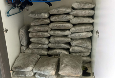 ВЕЛИКА ЗАПЛЕНА ПОЛИЦИЈЕ Пао двојац са 77 килограма марихуане, и више од килограма хероина