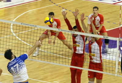 ВОША БЕЗ РЕШЕЊА ЗА ВГСК: Новосађани након преокрета изгубили у Великом Градишту