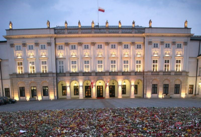 ЈЕДНИ ХОЋЕ УНУТРА, ДРУГИ БИ НАПОЉЕ: Пољски премијер Доналд Туск: ПОЛЕГЗИТ ЈЕ РЕАЛНА ПРЕТЊА