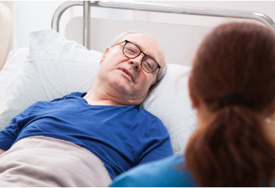 НАВИКА КОЈУ МНОГИ СМАТРАЈУ БЕЗАЗЛЕНОМ НОВА СТУДИЈА ДОВОДИ У ВЕЗУ СА ТЕШКОМ БОЛЕШЋУ Научници открили забрињавајуће податке