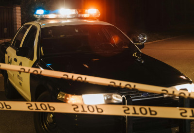 (ВИДЕО) Трагедија у средњој школи УЧЕНИК (15) ПУЦАО У НАСТАВНИЦУ ПА ПРЕСУДИО СЕБИ