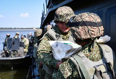 КОЛУМБИЈЦИ ОПАСНИ: Морнарица уништила лабораторије за дрогу, ЗАПЛЕНИЛА 2 ТОНЕ КОКАИНА