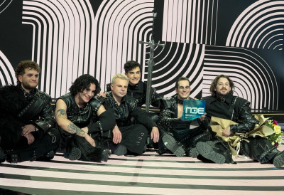 ДРАГО НАМ ЈЕ ШТО ЋЕМО ПРОМЕНИТИ НАСТУП (ВИДЕО, ФОТО) Чланови бенда „Лавина” након победе на „Песми за Евровизију” ОТКРИЛИ КАКО ЋЕ ИЗГЛЕДАТИ ЊИХОВ „МЕТАЛ СПЕКТАКЛ” У БЕЧУ: „Пустили смо машти на вољу”