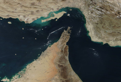 НЕШТО СЕ ИПАК КРЕЋЕ У ОРМУЗУ Иран дозволио пролазак додатних 20 бродова под пакистанском заставом