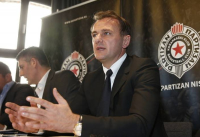 ПРОМЕЊЕН СУДИЈА ЗА ВЕЧИТИ ДЕРБИ! На инсистирање председника Партизана