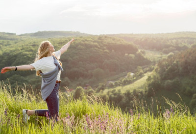 АСТРОЛОЗИ НАЈАВЉУЈУ МЕСЕЦ СРЕЋЕ! Овим знаковима април доноси ВЕЛИКЕ ПРОМЕНЕ и прилике које се не пропуштају, ЈЕДАН ће се посебно изненадити