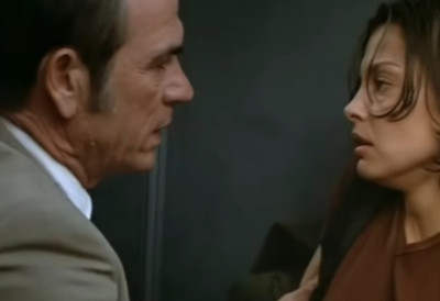 ФИЛМ ИЗ 1999. ЗАПАЛИО НЕТФЛИКС И ЗАУЗЕО ТРЕЋЕ МЕСТО Зашто сви гледају кримић „Двоструки ризик”?