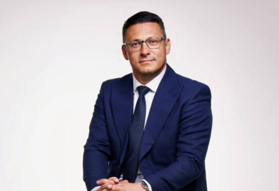 СРБИЈА НИЈЕ ДАЛЕКО ОД ИРАНА