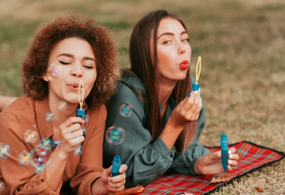 Судбински сусрет у марту! ОВА ДВА ЗНАКА коначно упознају особу која остаје заувек уз њих, ЕВО где ће их судбина спојити