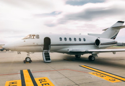 ЈЕДАН ЛЕТ ИЗ ДУБАИЈА ОТКАЗАН, СИТУАЦИЈА СА ОСТАЛИМА НЕИЗВЕСНА! Следећи авиони ће могуће да касне, ево шта се тренутно дешава на аеродрому