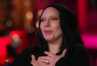 ЛЕЈДИ ГАГА „СТАЈЕ НА ЛУДИ КАМЕН“ Певачица открила када се удаје