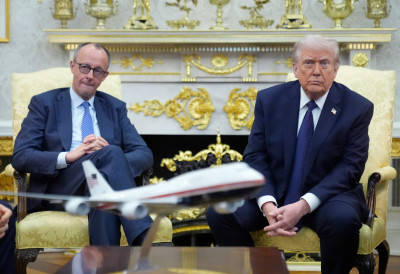 ТРАМП ПОСЛЕ САСТАНКА СА МЕРЦОМ „Иран је нокаутиран“, претња Шпанији и поруке Европи