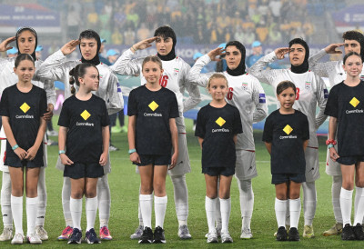 (ВИДЕО) ФУДБАЛЕРКАМА ИРАНА ПРЕТИ СМРТНА КАЗНА! Због овог геста проглашене ратним издајницама