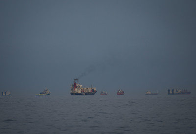 НАПРЕДАК У ОТКЛАЊАЊУ БЛОКАДЕ? Иран разматра допуштање пролаза нафте кроз Ормуски мореуз ОВО ЈЕ УСЛОВ ЗА ПРОПУШТАЊЕ БРОДОВА