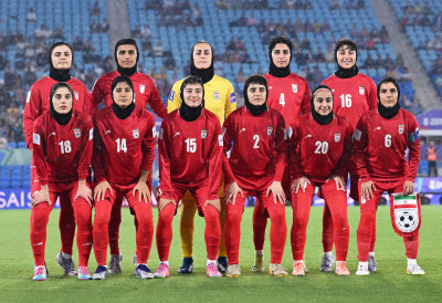 ЈОШ ЈЕДНА ФУДБЛЕРКА ИРАНА ОДУСТАЛА ОД АЗИЛА: Из Аустралије се вратила „у топли загрљај своје породице и домовине“