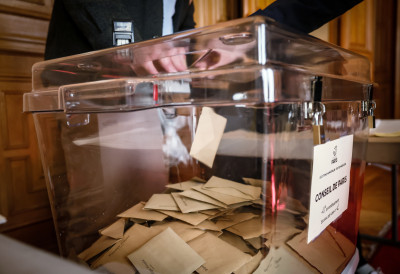 НЕИЗВЕСНО ЈЕ У ФРАНЦУСКОЈ: У првом кругу локалних избора у Марсеју, Лилу и Лиону левица и десница изједначена