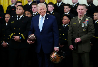 ТРАМП НЕ ЖЕЛИ ПРЕКИД ВАТРЕ У СУКОБУ СА ИРАНОМ: „Не заустављате се кад уништавате противника“