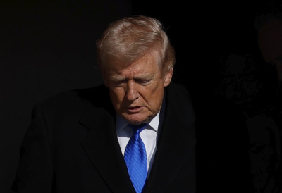 АМЕРИКАНЦИ НЕ ОДОБРАВАЈУ РАТ ПРОТИВ ИРАНА Трампов рејтинг на најнижем нивоу од повратка у Белу кућу СКОК ЦЕНА ГОРИВА ДОДАТНО РАЗЉУТИО БИРАЧЕ