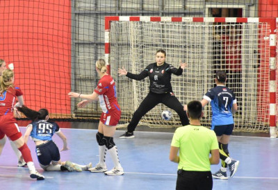 НОВА УБЕДЉИВА ПОБЕДА НОВОСАДСКИХ РУКОМЕТАШИЦА: Б Суперлиго пази, Воша гази