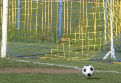 ФУДБАЛЕРИ ЖЕЛЕЗНИЧАРА ДОЧЕКУЈУ МЛАДОСТ У СУПЕРЛИГИ Прилика за прекид црног низа