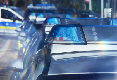 ТИНЕЈЏЕРКА ИЗБОДЕНА У ШКОЛИ Ухапшен дечак (16) због напада ШКОЛА ПОД ОПСАДОМ