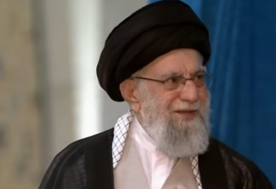 СВЕ ЈЕ БИЛО ИСПЛАНИРАНО? Нетањаху разговарао са Трампом мање од 48 сати пре почетка напада на Иран ТАЧНО СУ ЗНАЛИ ГДЕ ЋЕ И КАДА БИТИ АЈАТОЛАХ АЛИ ХАМНЕИ