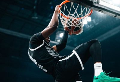 ВЕЛИКИ ПРЕОКРЕТ КОШАРКАША ПАРТИЗАНА Од минус 16 до победе против Дубаија