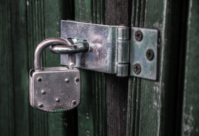 „Превише смо се ширили“ ЈЕДАН ОД НАЈВЕЋИХ ТРГОВИНСКИХ ЛАНАЦА ЗАТВАРА 300 ПРОДАВНИЦА ШИРОМ ЕВРОПЕ