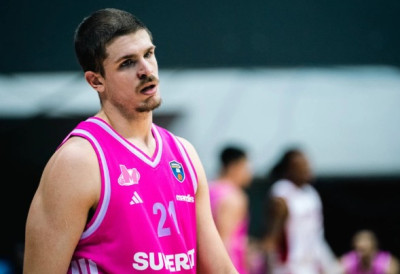 ЂУРИШИЋ ДЕБИТОВАО ЗА МЕГУ: Ипак његов тим поражен, ФМП славио на крилима Барне и Лазаревића