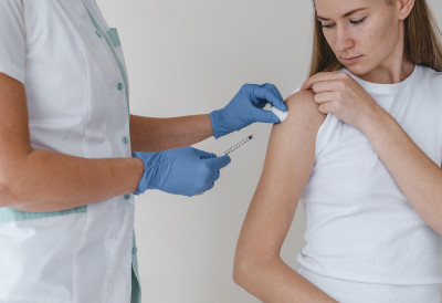 ПОСЕКЛИ СТЕ СЕ НА МЕТАЛ ИЛИ ЗГАЗИЛИ ЗАРЂАЛИ ЕКСЕР? Ево колике су вам шансе да оболите од ТЕТАНУСА! Када треба да примите вакцину