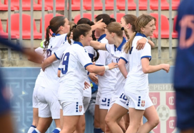 ЧУДЕСАН ПРЕОКРЕТ СРПКИЊА: Велика победа над Француском, Србија у игри за пласман на ЕУРО